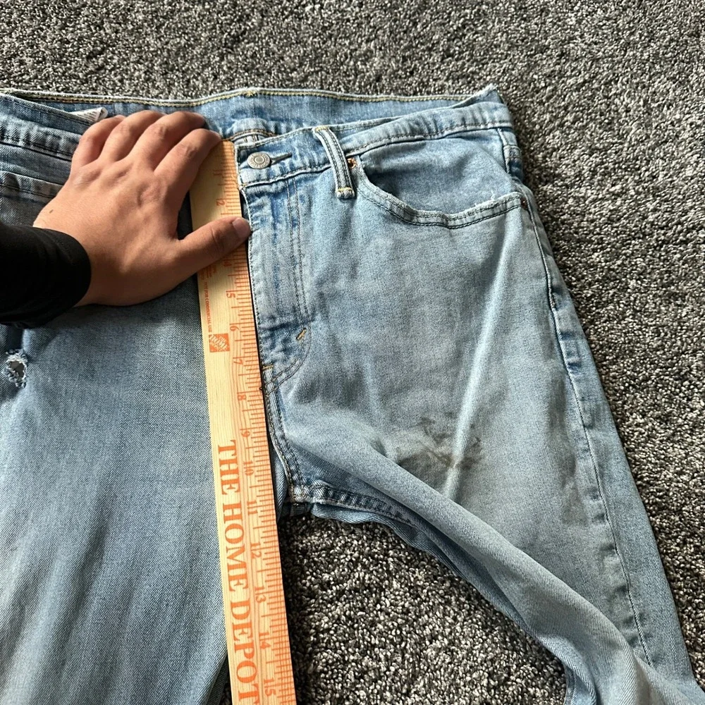 Levi's‎ 511 Jeans Mens 34x30 Blue Light Wash Denim Slim Straight Fit Distressed